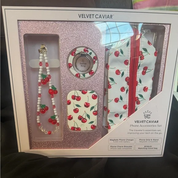 Velvet Caviar Cherry Travel Tech Set NIP - Picture 1 of 8